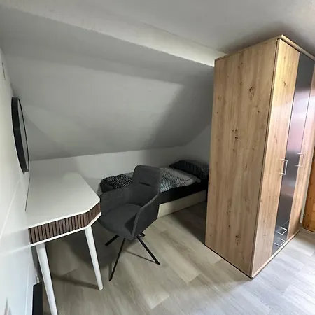 Διαμέρισμα Fati Ferienwohnung Έρβαλντ
