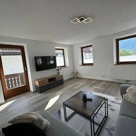 Fati Ferienwohnung *